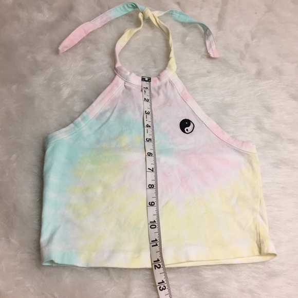 LA hearts tie dye ying yang halter crop top - Picture 3 of 7